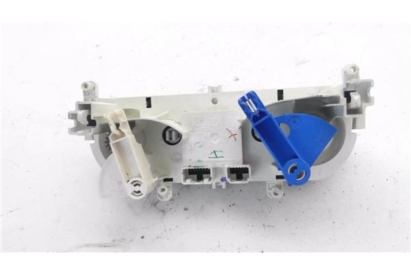 Recambio de mandos calefaccion / a.a. para renault clio iv 1.2 expression referencia OEM IAM T1019676Z E1072485 