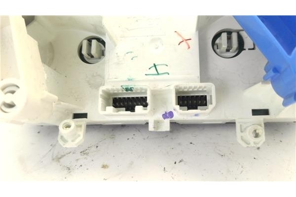 Recambio de mandos calefaccion / a.a. para renault clio iv 1.2 expression referencia OEM IAM T1019676Z E1072485 