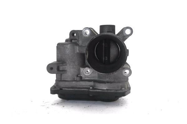 Recambio de caja mariposa aire para renault clio iv 1.2 expression referencia OEM IAM 8200568712D  