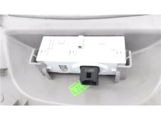 Recambio de luz delantero central techo para renault clio iv 1.2 expression referencia OEM IAM 739486822R  