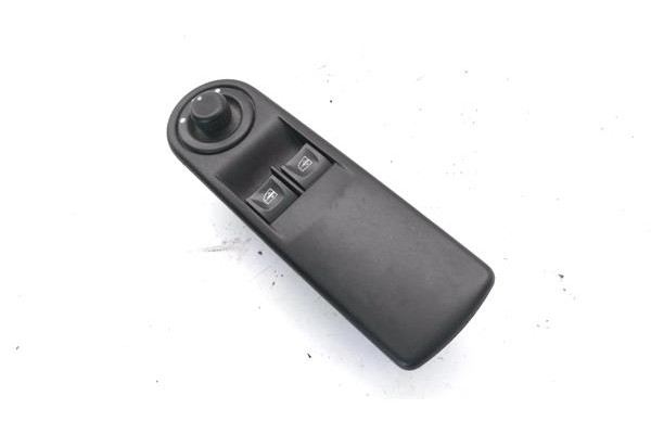 Recambio de mando elevalunas delantero izquierdo para renault clio iv 1.2 expression referencia OEM IAM 809611667R 1135204X 