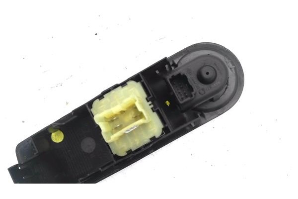 Recambio de mando elevalunas delantero izquierdo para renault clio iv 1.2 expression referencia OEM IAM 809611667R 1135204X 