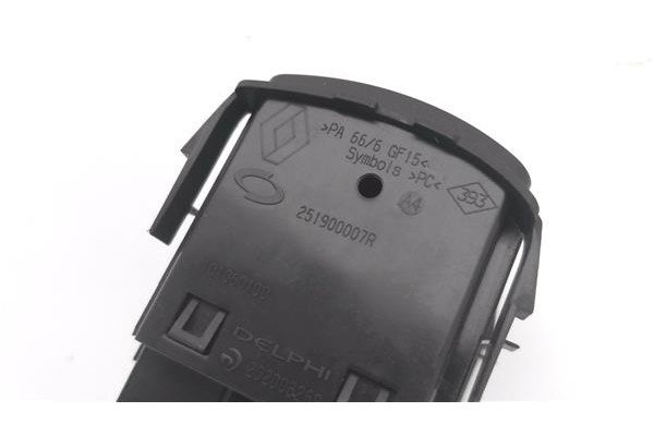 Recambio de conmutador luces para renault clio iv 1.2 expression referencia OEM IAM 251900007R 101060100 