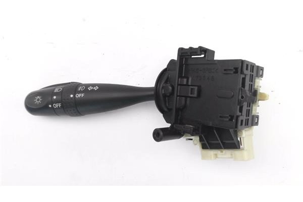 Recambio de mando intermitencia para toyota rav4 (a2) 1.8 luna referencia OEM IAM 1736481 6822N32 