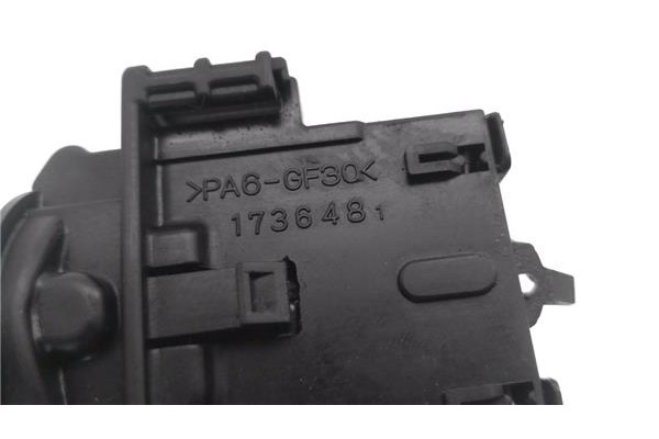 Recambio de mando intermitencia para toyota rav4 (a2) 1.8 luna referencia OEM IAM 1736481 6822N32 