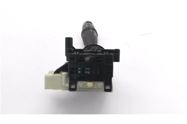 Recambio de mando intermitencia para toyota rav4 (a2) 1.8 luna referencia OEM IAM 1736481 6822N32 