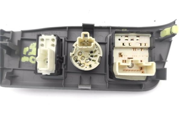 Recambio de mando retrovisor electrico para toyota rav4 (a2) 1.8 luna referencia OEM IAM 5544642020  