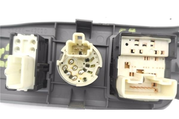 Recambio de mando retrovisor electrico para toyota rav4 (a2) 1.8 luna referencia OEM IAM 5544642020  