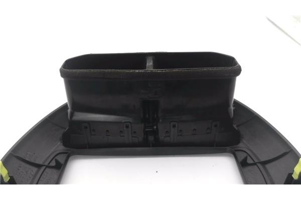 Recambio de rejilla entrada de aire para toyota rav4 (a2) 1.8 luna referencia OEM IAM 4556432030 4556442030 
