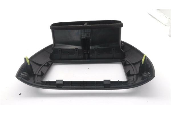Recambio de rejilla entrada de aire para toyota rav4 (a2) 1.8 luna referencia OEM IAM 4556432030 4556442030 