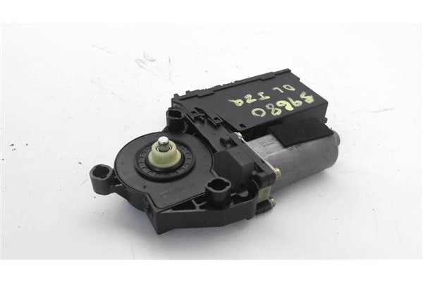 Recambio de motor elevalunas delantero izquierdo para audi a2 (8z) 1.6 fsi referencia OEM IAM 8Z1959801A 104346105 
