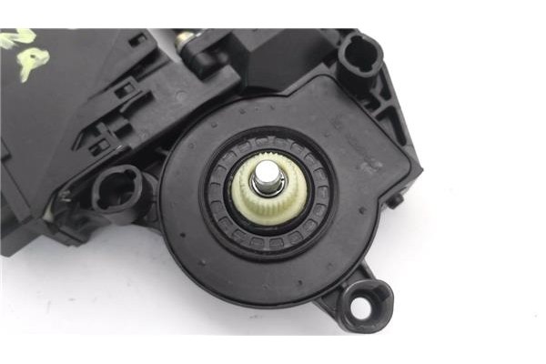 Recambio de motor elevalunas delantero izquierdo para audi a2 (8z) 1.6 fsi referencia OEM IAM 8Z1959801A 104346105 
