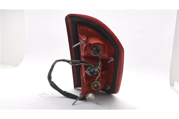 Recambio de piloto trasero izquierdo para toyota rav4 (a2) 1.8 luna referencia OEM IAM 03828207 083121974LR 