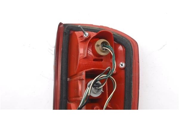Recambio de piloto trasero izquierdo para toyota rav4 (a2) 1.8 luna referencia OEM IAM 03828207 083121974LR 