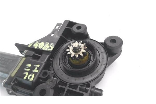 Recambio de motor elevalunas delantero izquierdo para ford focus ii (da_) 1.6 tdci referencia OEM IAM 4M5T14A389 0130822217 