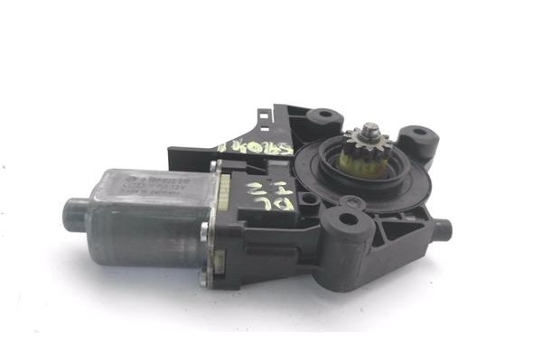 Recambio de motor elevalunas delantero izquierdo para ford focus ii (da_) 1.6 tdci referencia OEM IAM 4M5T14A389 0130822217 
