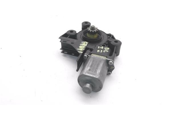 Recambio de motor elevalunas delantero izquierdo para ford focus ii (da_) 1.6 tdci referencia OEM IAM 4M5T14A389 0130822217 
