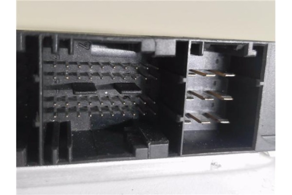 Recambio de centralita para land rover freelander (ln) 2.0 di referencia OEM IAM 7787315 0281010300 