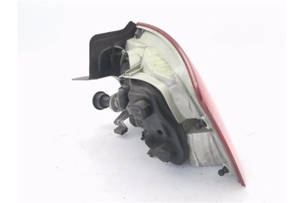 Recambio de piloto trasero izquierdo para audi a4 berlina (8e) 2.0 tdi (dpf) (125kw) referencia OEM IAM 8E5945095  