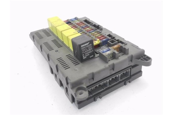 Recambio de caja fusibles/rele para land rover freelander (ln) 2.0 di referencia OEM IAM YWC000030 53070103B 