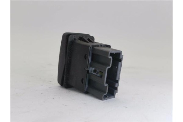 Recambio de mando elevalunas delantero izquierdo para land rover freelander (ln) 2.0 di referencia OEM IAM YUF101770LNF  