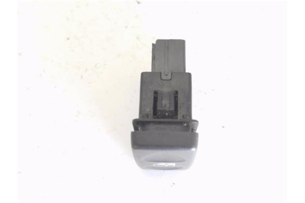 Recambio de mando elevalunas delantero izquierdo para land rover freelander (ln) 2.0 di referencia OEM IAM YUF101770LNF  