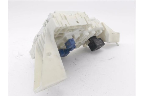 Recambio de caja fusibles/rele para suzuki sx4 (gy) 1.6 vvt referencia OEM IAM 3677055L32  