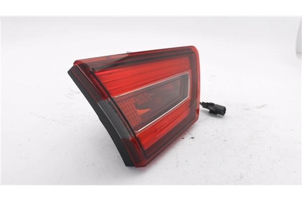 Recambio de piloto interior izquierdo para renault clio iv 1.2 expression referencia OEM IAM 265552424R  