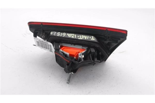 Recambio de piloto interior izquierdo para renault clio iv 1.2 expression referencia OEM IAM 265552424R  