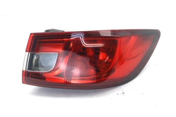 Recambio de piloto trasero derecho para renault clio iv 1.2 expression referencia OEM IAM 285502631R  