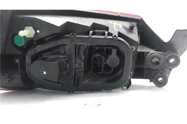 Recambio de piloto trasero derecho para renault clio iv 1.2 expression referencia OEM IAM 285502631R  