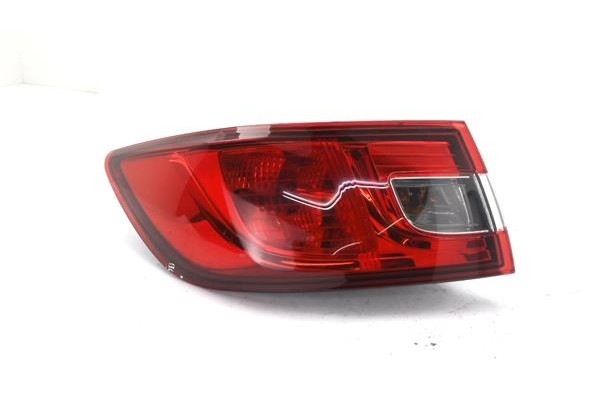 Recambio de piloto trasero izquierdo para renault clio iv 1.2 expression referencia OEM IAM 265554091R  