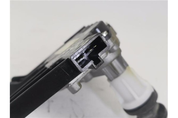 Recambio de motor limpiaparabrisas trasero para ssangyong kyron 2.0 200 xdi referencia OEM IAM 8615009100 F00S2B2188 