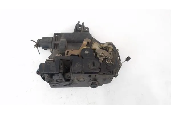 Recambio de cierre electromagnetico trasero derecho para skoda octavia berlina (1u2) 1.9 tdi glx referencia OEM IAM 3B4839016 3B
