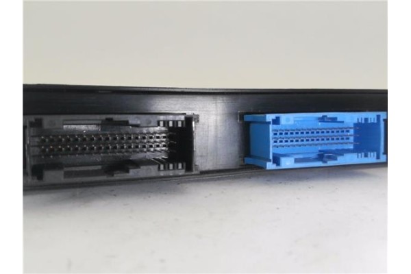 Recambio de modulo confort para bmw serie 3 berlina (e90) 3.0 330d referencia OEM IAM 532305J09 6135911949101 