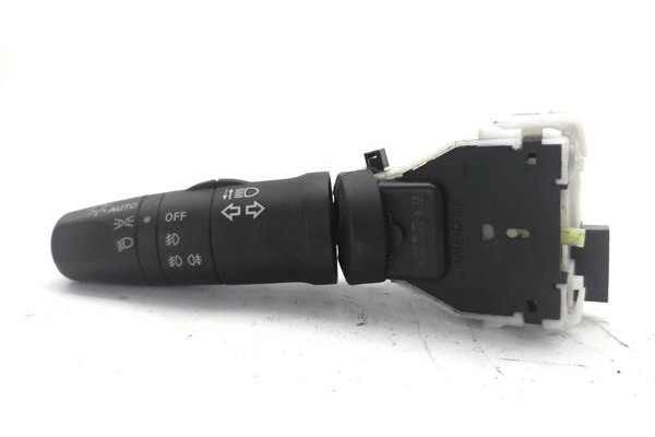 Recambio de mando de luces para nissan note (e11e) 1.5 dci referencia OEM IAM 14425  