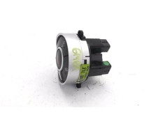 Recambio de interruptor luces emergencia para ssangyong kyron 2.0 200 xdi referencia OEM IAM 201003404  