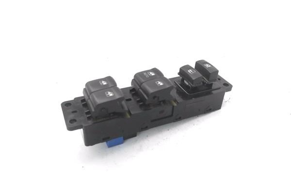 Recambio de mando elevalunas delantero izquierdo para ssangyong kyron 2.0 200 xdi referencia OEM IAM 202005299  