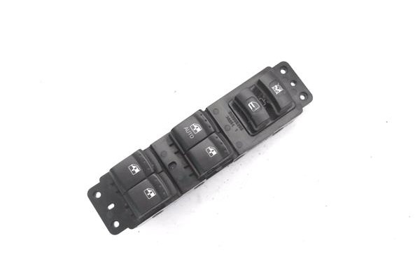 Recambio de mando elevalunas delantero izquierdo para ssangyong kyron 2.0 200 xdi referencia OEM IAM 202005299  