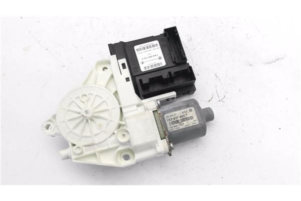 Recambio de motor elevalunas delantero derecho para volkswagen golf v (1k1) 2.0 gti referencia OEM IAM 1K3837402T 1K0959792K 