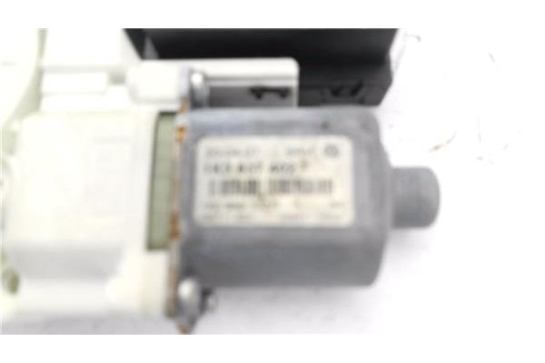 Recambio de motor elevalunas delantero derecho para volkswagen golf v (1k1) 2.0 gti referencia OEM IAM 1K3837402T 1K0959792K 