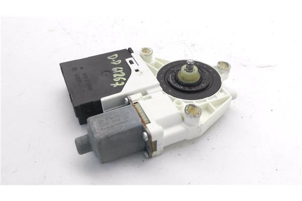 Recambio de motor elevalunas delantero derecho para volkswagen golf v (1k1) 2.0 gti referencia OEM IAM 1K3837402T 1K0959792K 
