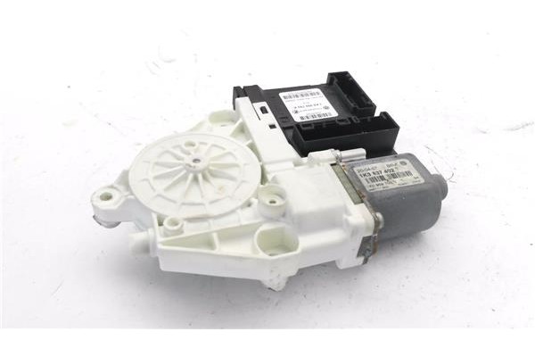 Recambio de motor elevalunas delantero derecho para volkswagen golf v (1k1) 2.0 gti referencia OEM IAM 1K3837402T 1K0959792K 