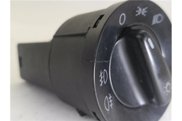 Recambio de conmutador luces para volkswagen golf iv berlina (1j1) 1.6 referencia OEM IAM 1C0941531A  