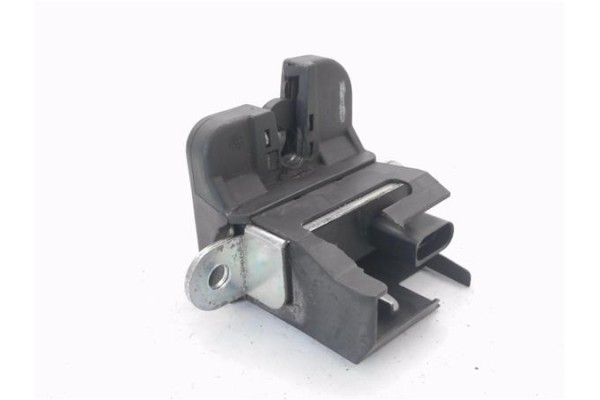 Recambio de cerradura porton para volkswagen golf v (1k1) 2.0 gti referencia OEM IAM 3C9827645A 1K6827505D 