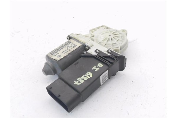 Recambio de motor elevalunas delantero izquierdo para volkswagen golf iv berlina (1j1) 1.6 referencia OEM IAM 1J1959801C 1014222