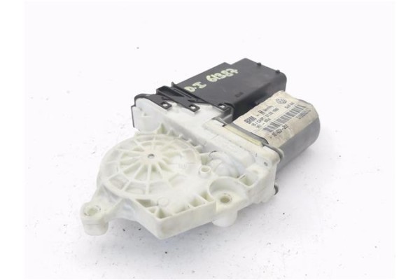 Recambio de motor elevalunas delantero izquierdo para volkswagen golf iv berlina (1j1) 1.6 referencia OEM IAM 1J1959801C 1014222