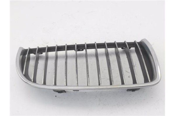 Recambio de rejilla capo para bmw serie 3 berlina (e90) 3.0 330d referencia OEM IAM 22405910 7120010 