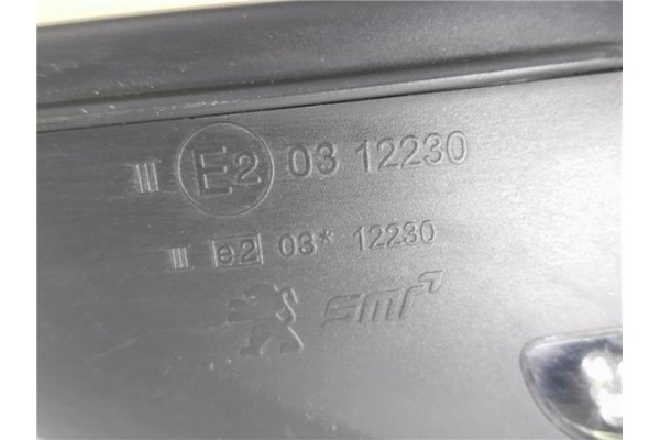 Recambio de retrovisor electrico izquierdo para peugeot 308 sw 1.6 active referencia OEM IAM 98261676XT E20312230 