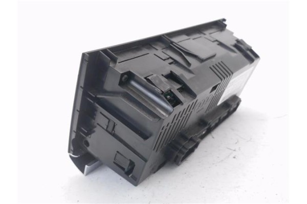 Recambio de mandos climatizador para audi a4 berlina (8e) 2.0 tdi (dpf) (125kw) referencia OEM IAM 8E0820043BJ 0656011 